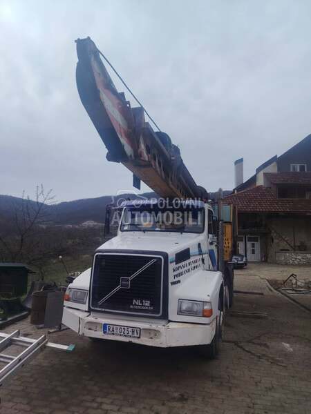 Volvo BUSILICA ZA BUNARE