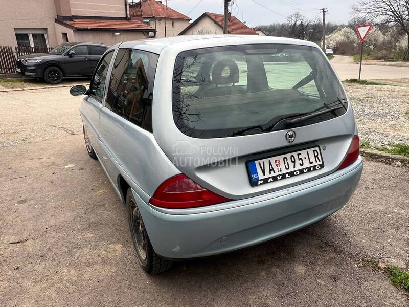 Lancia Ypsilon 1,2