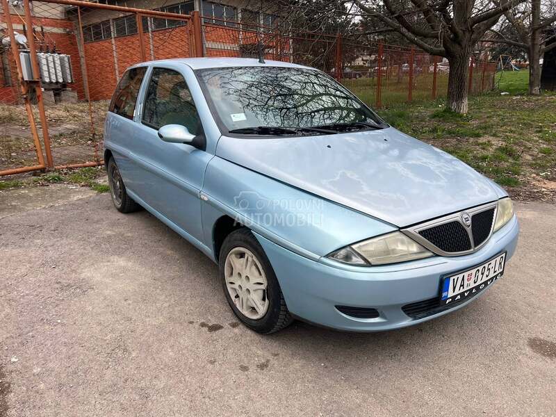 Lancia Ypsilon 1,2