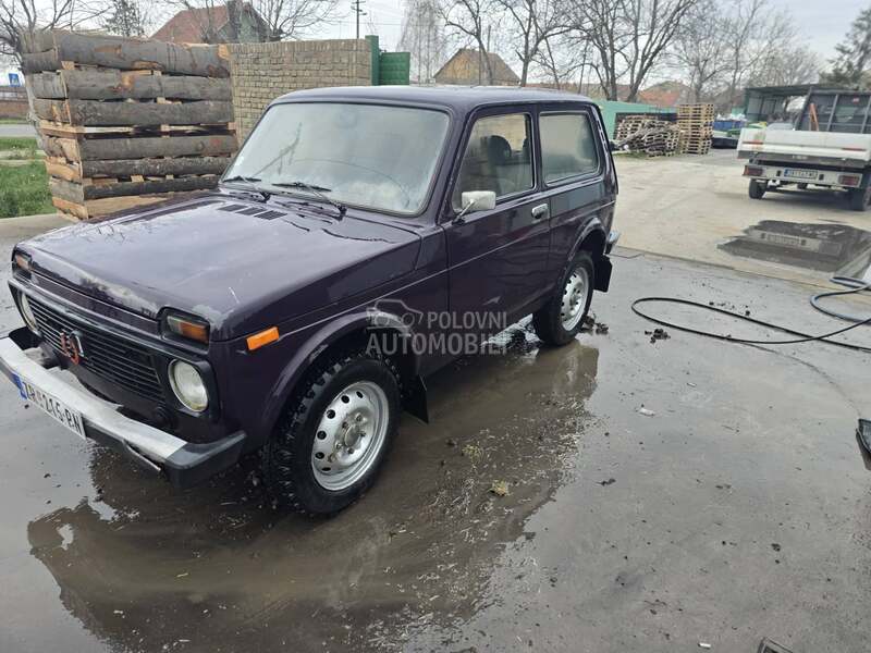 Lada Niva 