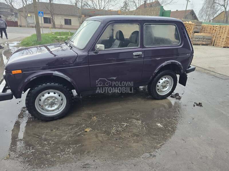 Lada Niva 