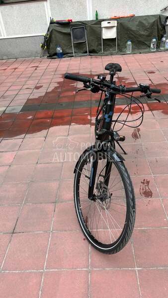 Cube Cube Touring Hybrid ONE