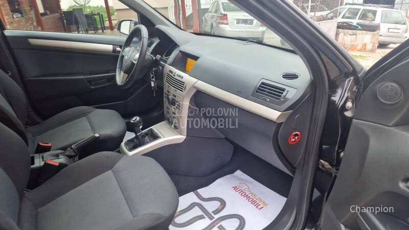 Opel Astra H 