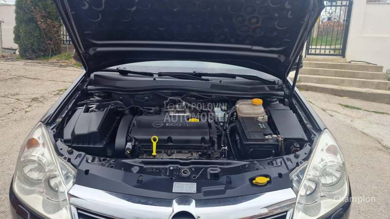 Opel Astra H 