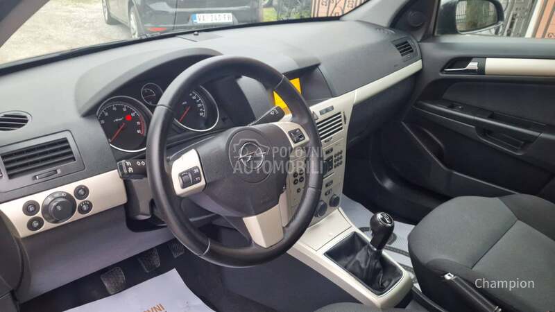 Opel Astra H 