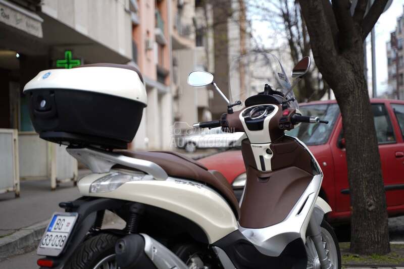 Piaggio Beverly 300 300ie