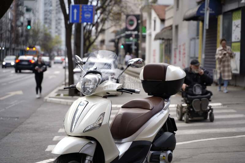 Piaggio Beverly 300 300ie