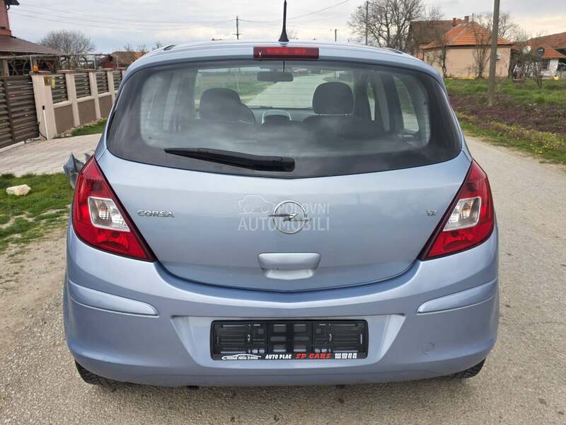 Opel Corsa D 1.2 XEP