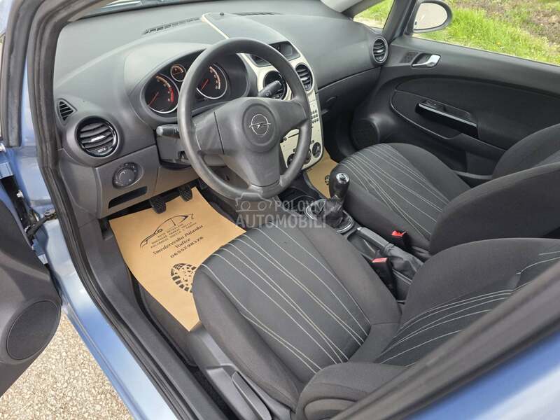 Opel Corsa D 1.2 XEP