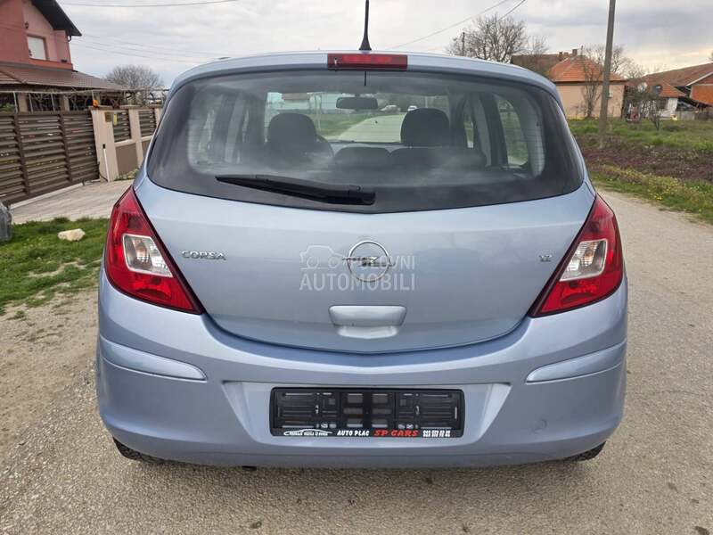 Opel Corsa D 1.2 XEP