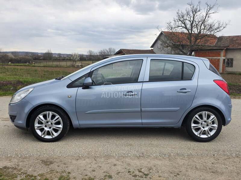 Opel Corsa D 1.2 XEP