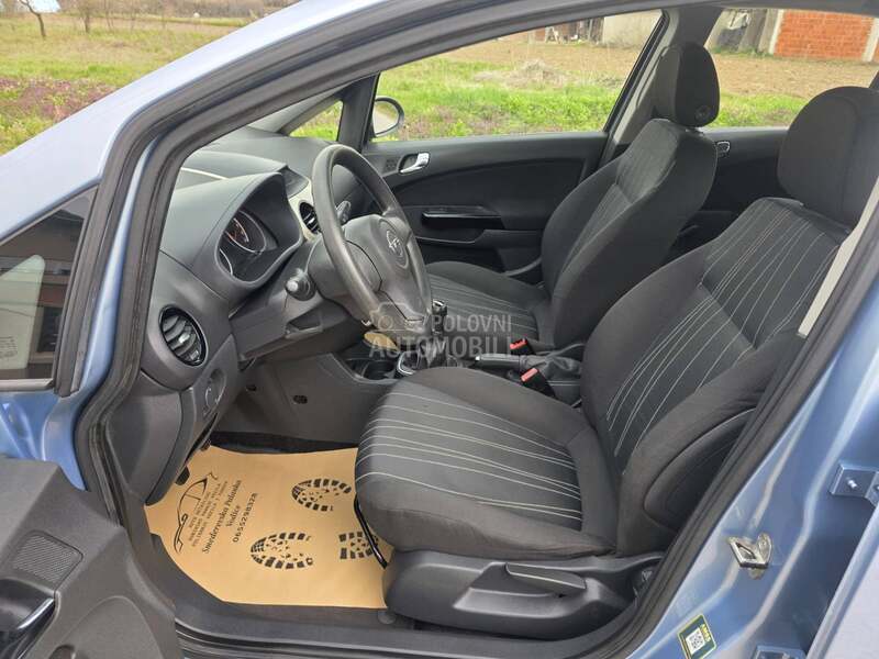 Opel Corsa D 1.2 XEP