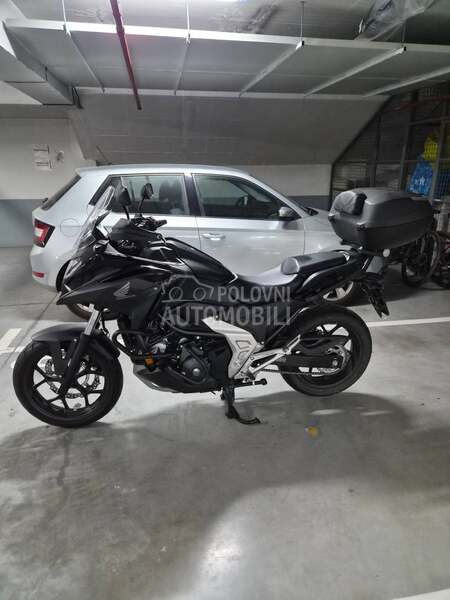 Honda NC750X DCT