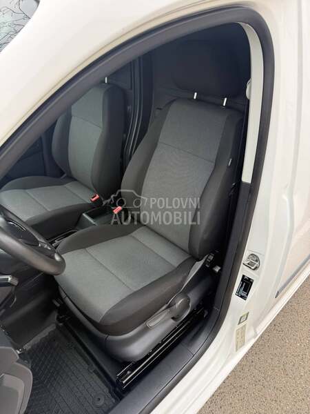 Volkswagen Caddy Maxi 2.0 tdi