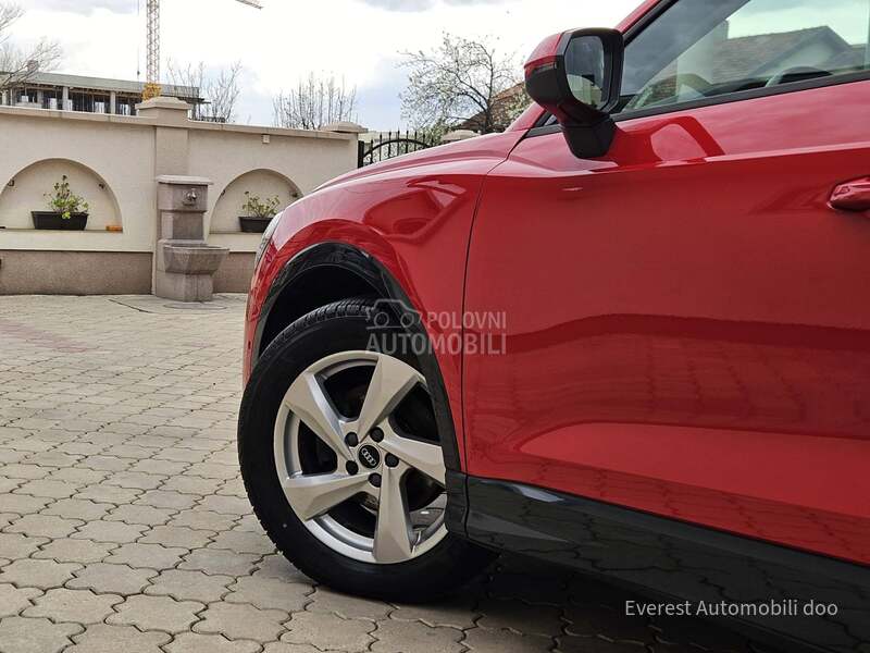 Audi Q3 2.0TDi/MATRIX/VIRT