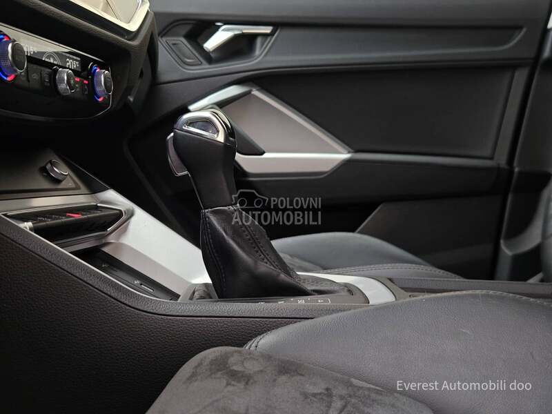 Audi Q3 2.0TDi/MATRIX/VIRT