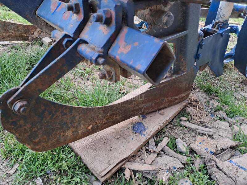 OLT Olt Sejalica za kukuruz