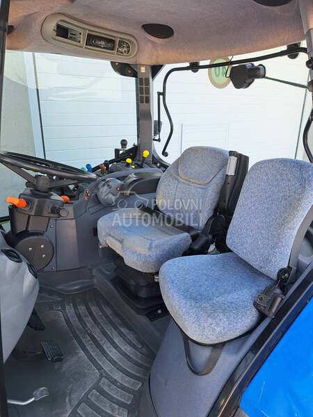 New Holland TS 135 A