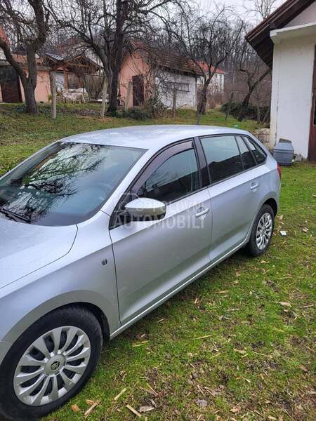 Škoda Rapid 