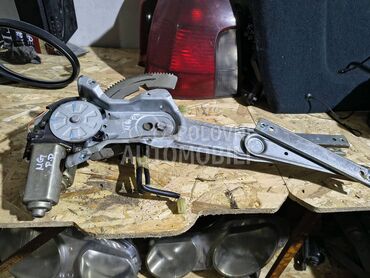 Podizac stakala za Rover 214 od 1998. do 2005. god.