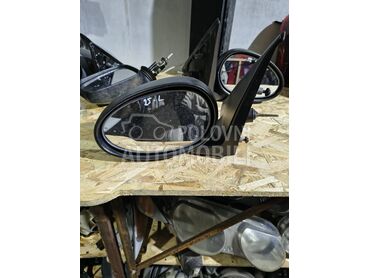 Retrovizor mehanicki za Rover 25 od 1999. do 2005. god.