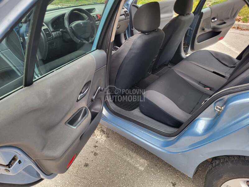 Renault Laguna /1.6b 79k.w