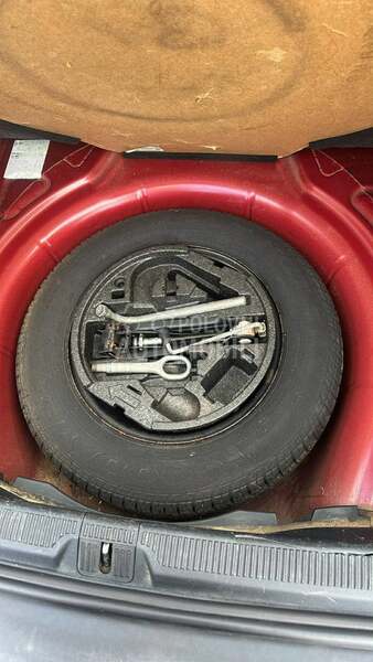 Škoda Octavia -  kompletan auto u delovima