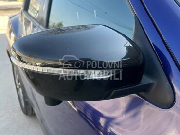 Retrovizor desni crni za Nissan Juke od 2010. do 2019. god.