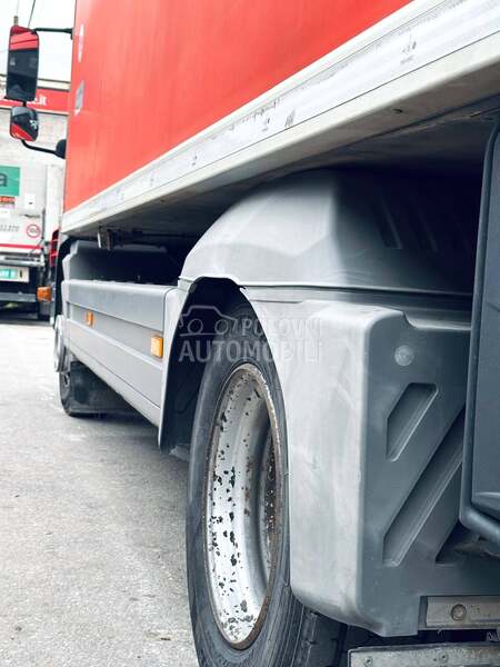 Mercedes Benz ATEGO 818