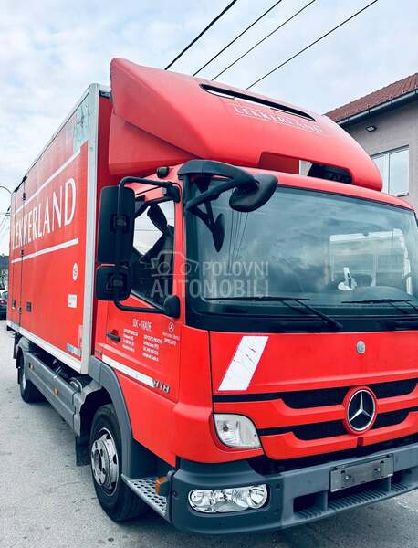 Mercedes Benz ATEGO 818