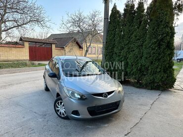 Mazda 2 1.4  FABRIČKO Stanje