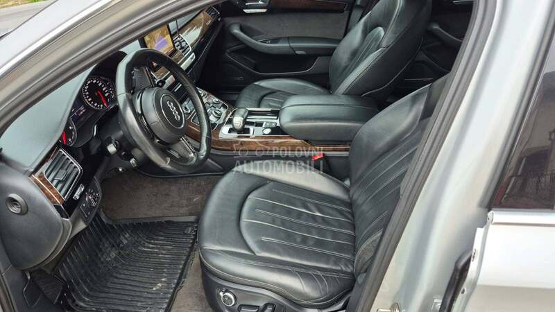 Audi A8 4.2 4x4