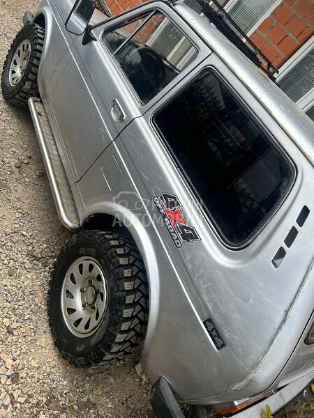 Lada Niva 