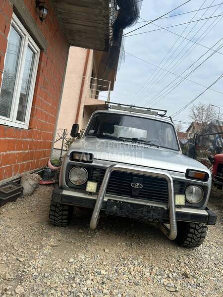 Lada Niva 