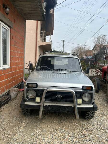 Lada Niva 