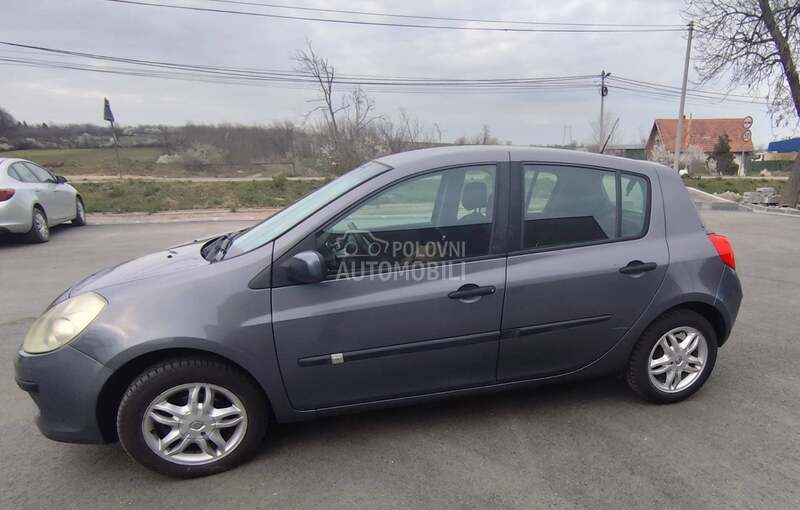 Renault Clio 