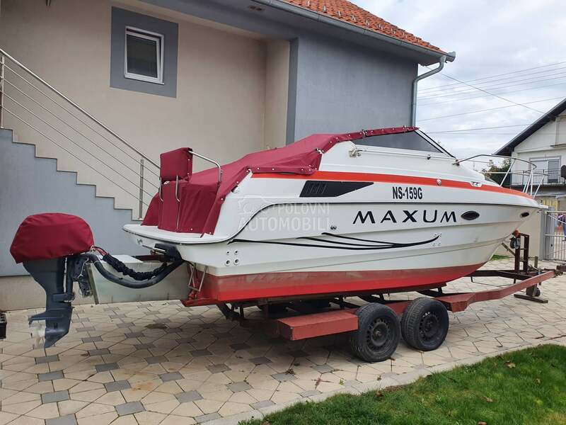 Maxum 230 SCR