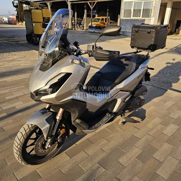 Honda ADV350