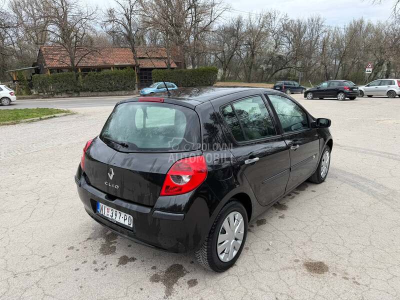 Renault Clio 