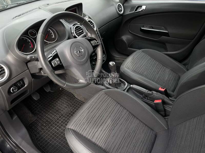 Opel Corsa D Cosmo