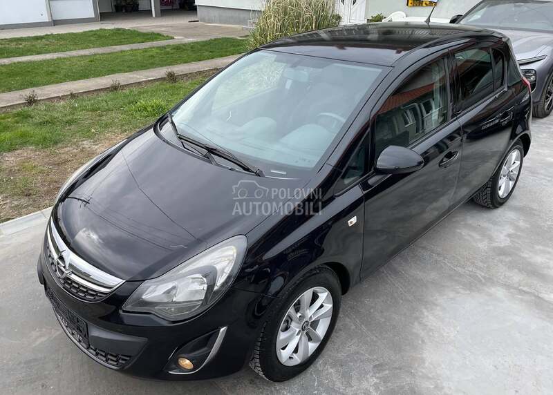 Opel Corsa D Cosmo