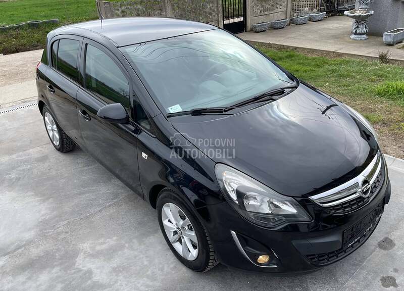 Opel Corsa D Cosmo