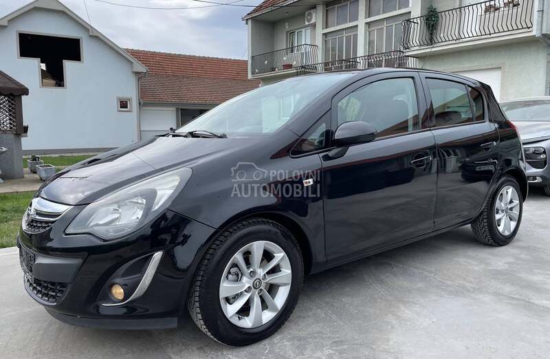 Opel Corsa D Cosmo