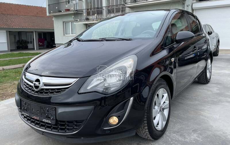Opel Corsa D Cosmo