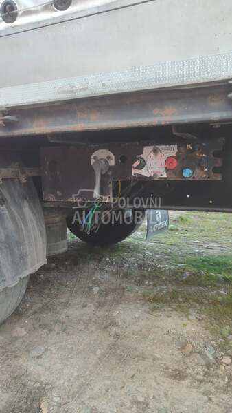 Kögel Poluprikolica