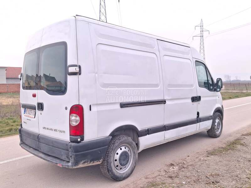 Opel Movano 2.5 DCI