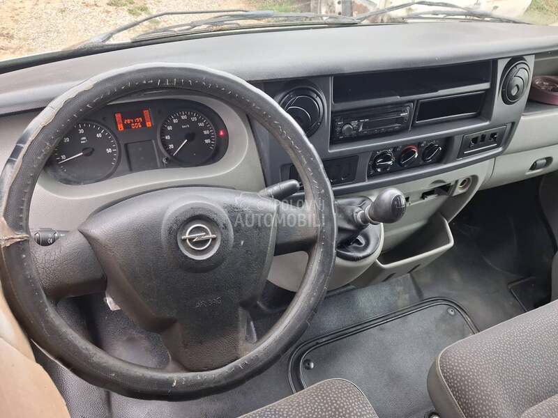 Opel Movano 2.5 DCI