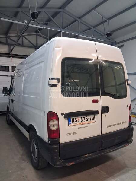 Opel Movano 2.5 DCI