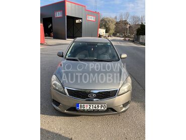 Kia cee`d 1.4