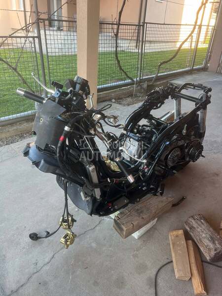 Piaggio Beverly Cruiser 500ie NOV